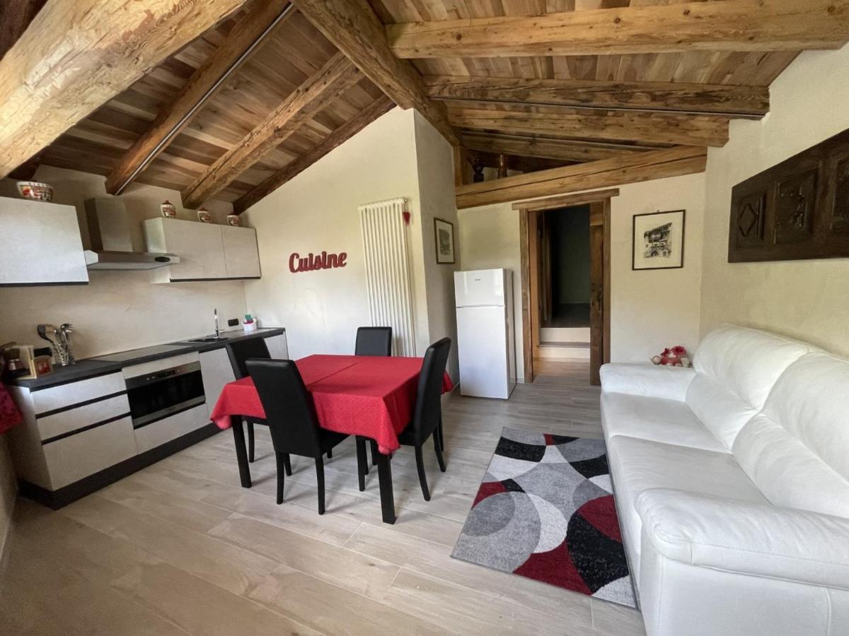 Apartmán Profumo Di Legno Aosta Exteriér fotografie
